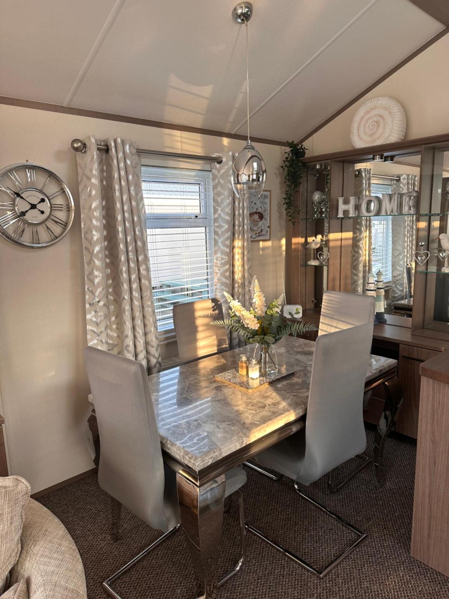 P&t's From Home, Platinum Spacious Rhyl