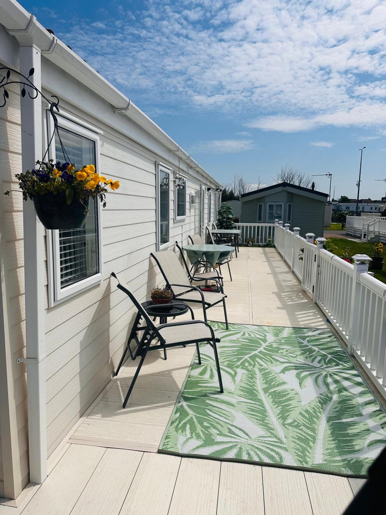P&t's From Home, Platinum Spacious Campeggio Rhyl